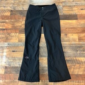 Women’s The North Face Black Windwall Pants size Medium